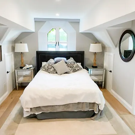 펜션 Cluain Ard By Trident Homes *